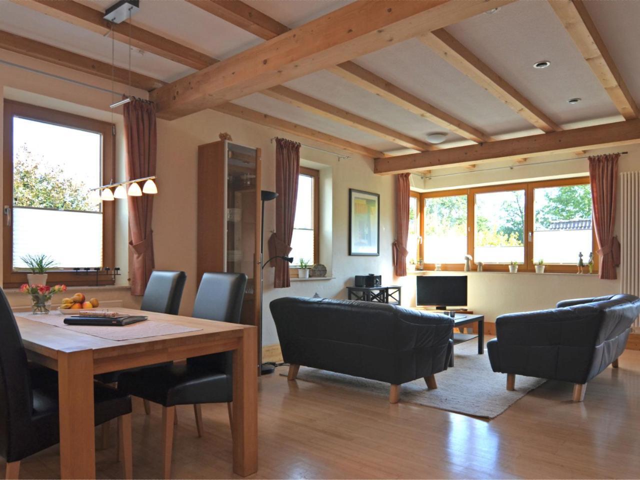 Apartment In Eslohe With Terrace Buitenkant foto