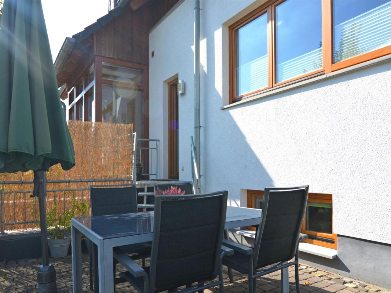 Apartment In Eslohe With Terrace Buitenkant foto