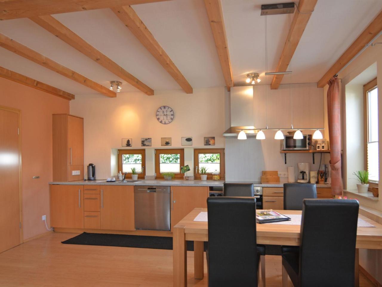 Apartment In Eslohe With Terrace Buitenkant foto